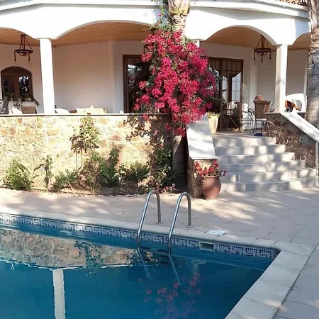 Pyrga Mansion Hébergement de vacances Pyrga (Larnaca)